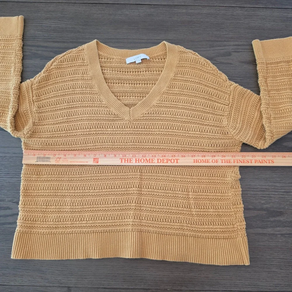 LOFT neck sweater